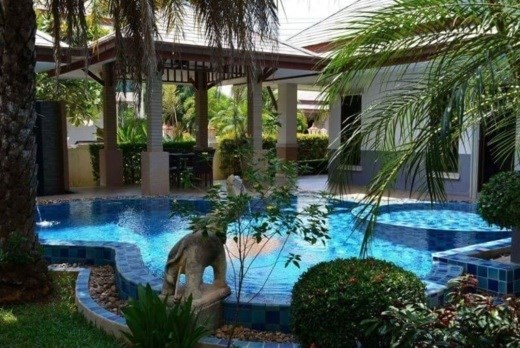 Baan Dusit Pattaya Lake Village -3BR House For Sale - House - Ban Amphur - 
